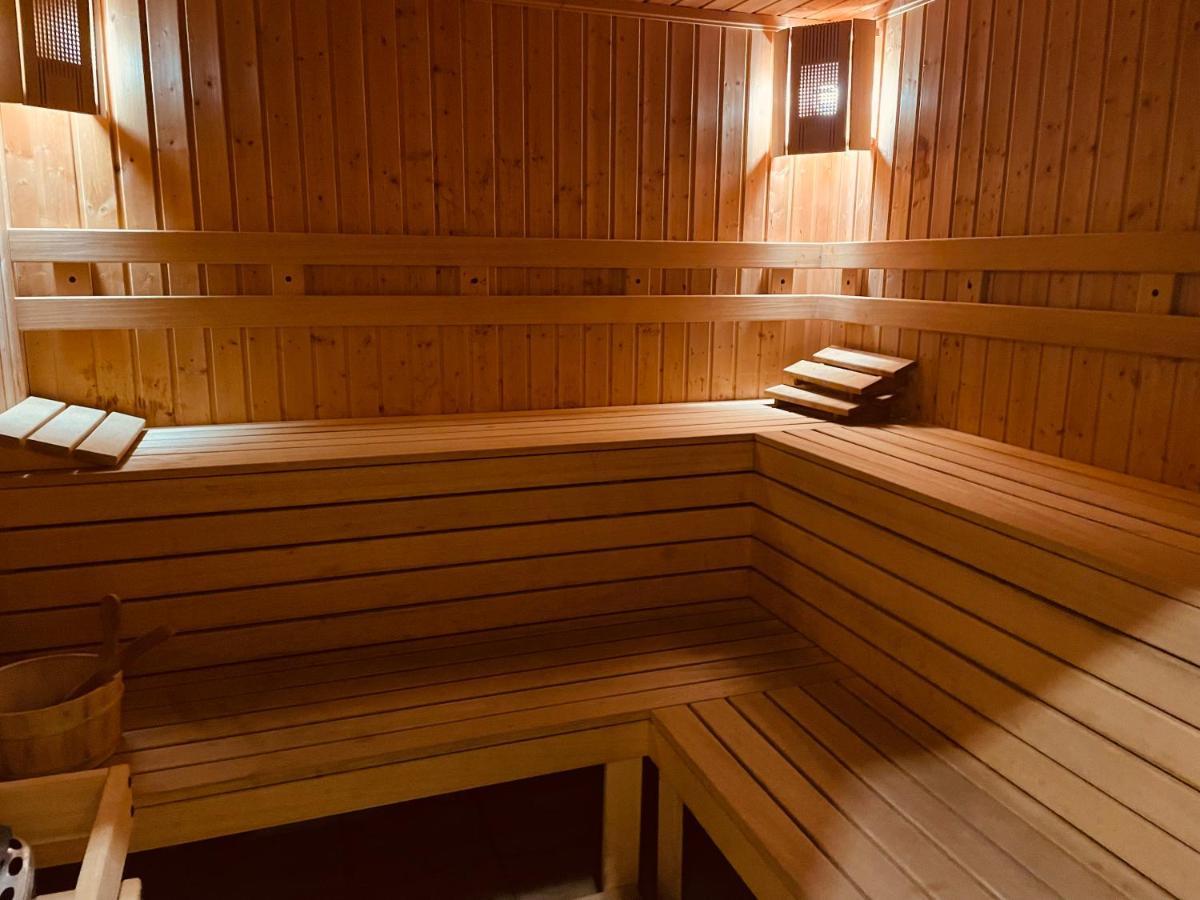 Ground Floor 2-Bedrooms, 2-Bathrooms Apartment Near Bansko In A Complex With Pools And Spa Included Razlog Eksteriør billede