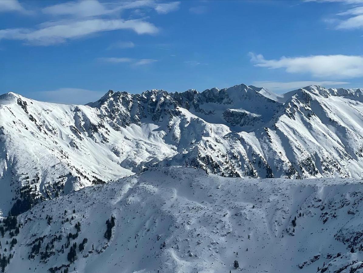 Ground Floor 2-Bedrooms, 2-Bathrooms Apartment Near Bansko In A Complex With Pools And Spa Included Razlog Eksteriør billede