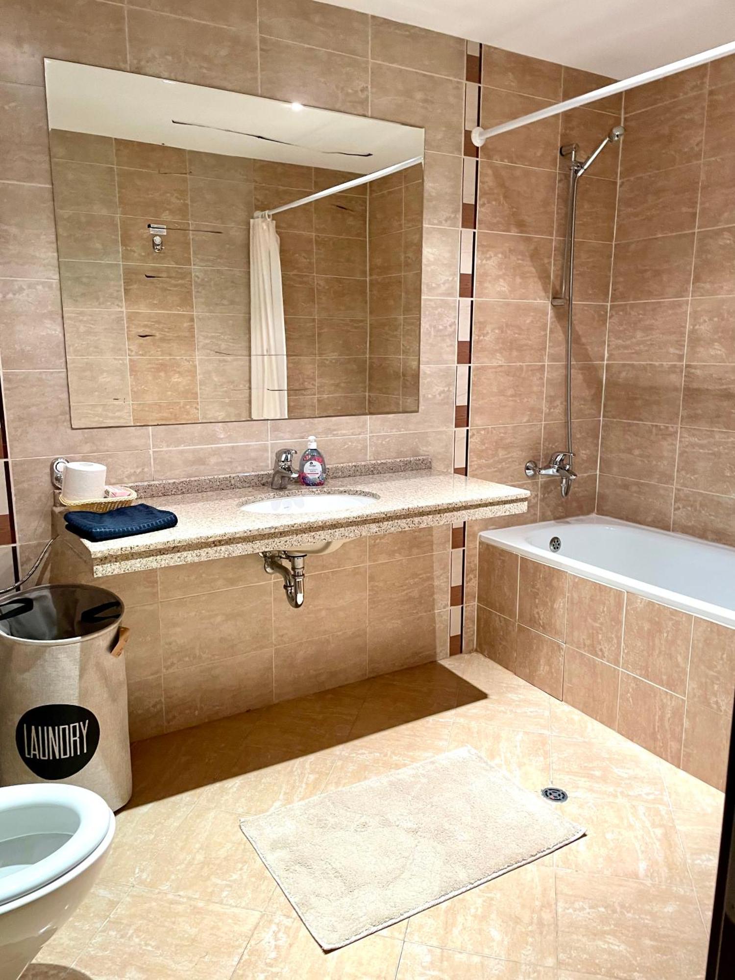 Ground Floor 2-Bedrooms, 2-Bathrooms Apartment Near Bansko In A Complex With Pools And Spa Included Razlog Eksteriør billede